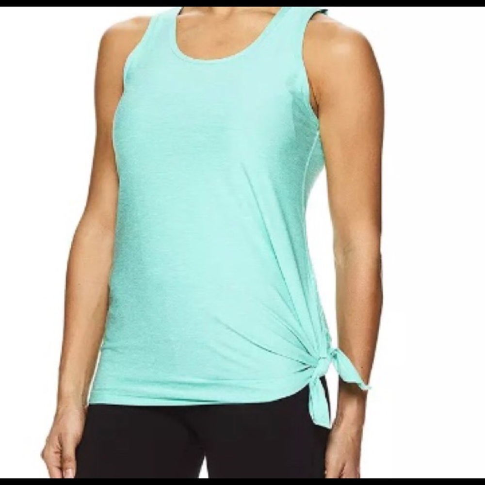 Nicole Miller active top